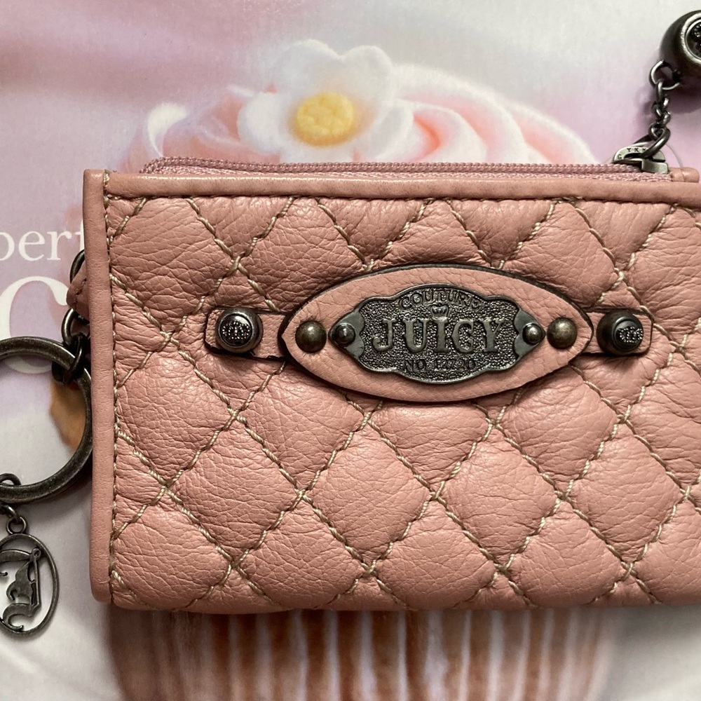 JUICY COUTURE QUILTED 100% LAMBSKIN LEATHER COIN PURSE SUPER RARE!